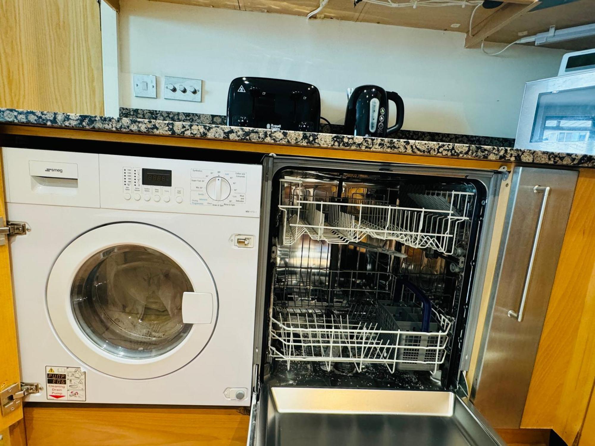 Modern 2Bed 2Bath Apartment Canary Wharf - Upto 5 Person Лондон Екстер'єр фото
